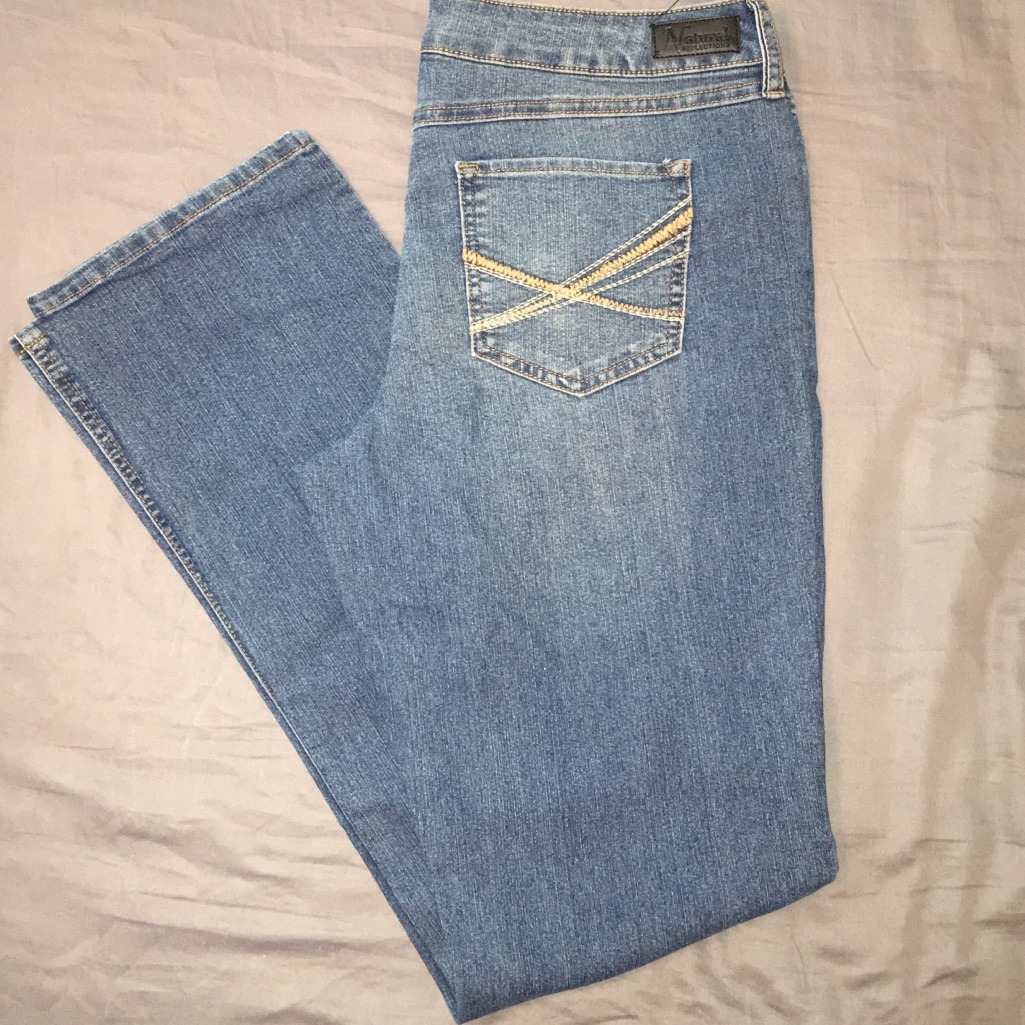 Women’s Straight Leg Jeans